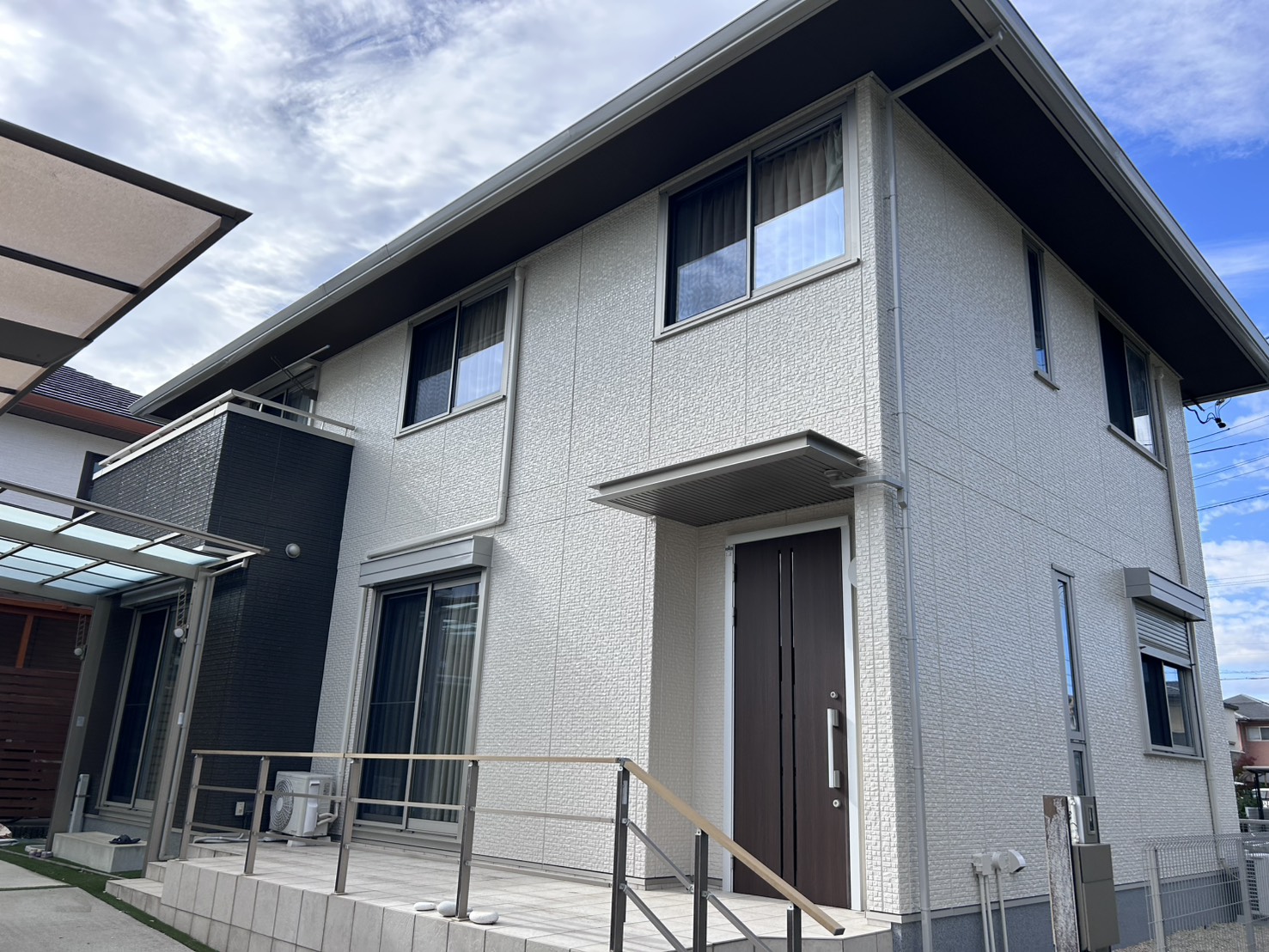 四日市市S様邸　外壁屋根塗装工事  ダイワハウスxevo(ジーヴォ)