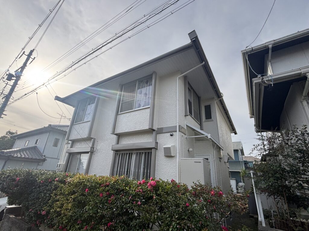 四日市市 E様邸 外装リフォーム工事 ／外壁屋根塗装・雨樋交換
